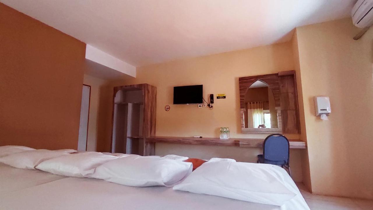 סמאראנג Hotel Syariah Larismanis מראה חיצוני תמונה
