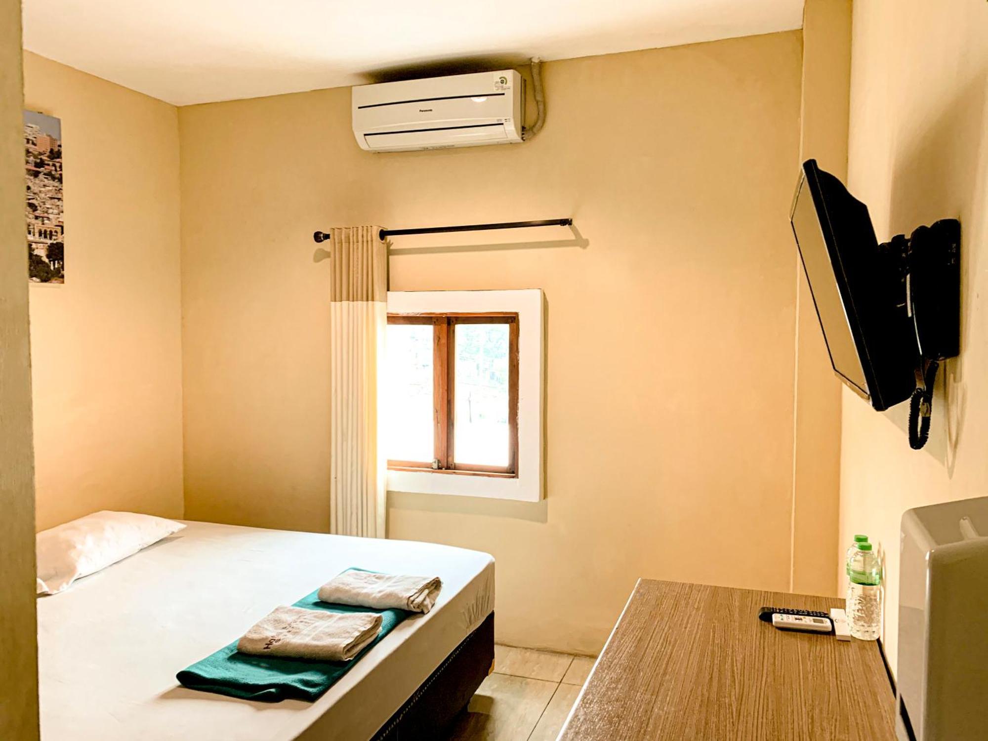 סמאראנג Hotel Syariah Larismanis מראה חיצוני תמונה